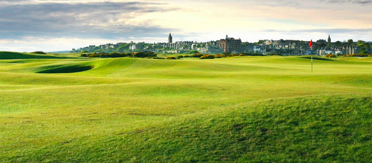 The Old Course vid St Andrews med klassisk linksdesign