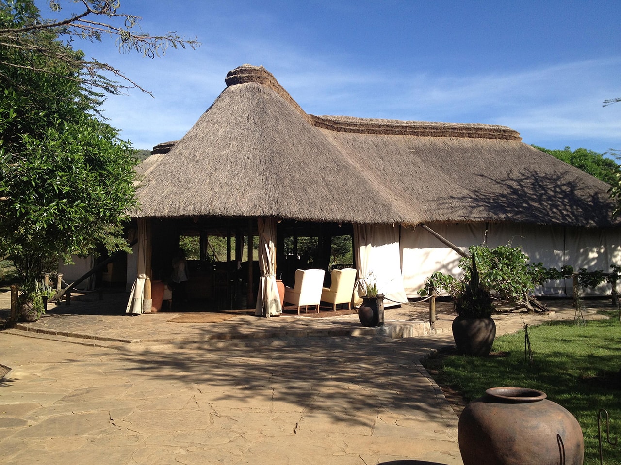 Receptionen på Karen Blixen Camp safari lodge i Masai Mara