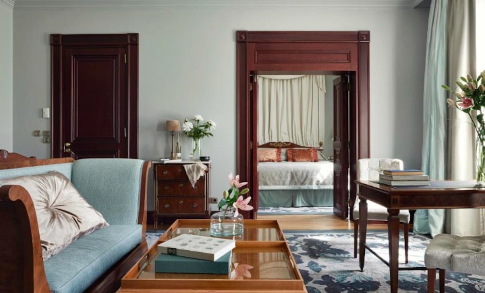 Lyxiga interiörer på Hotel Kämp i Helsingfors