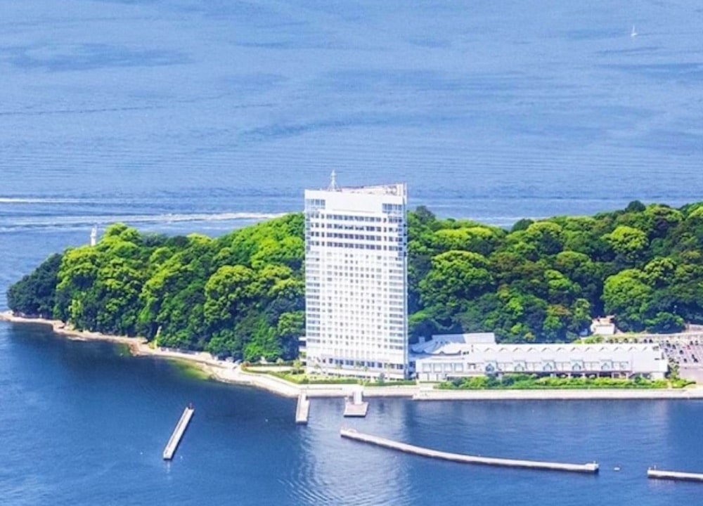 Hotell vid havet i Hiroshima