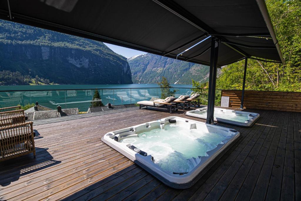 Grande Fjord Hotel i Geiranger med utsikt