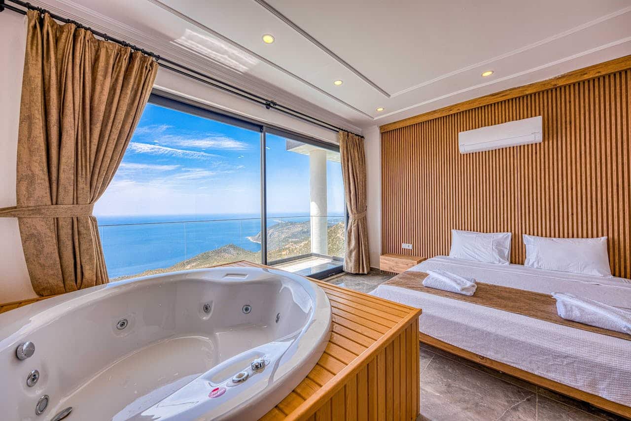 Bild på lyxhotell och svit