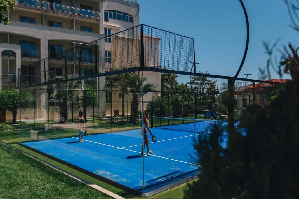 Tennisbanan på Splendid Conference & Spa Resort